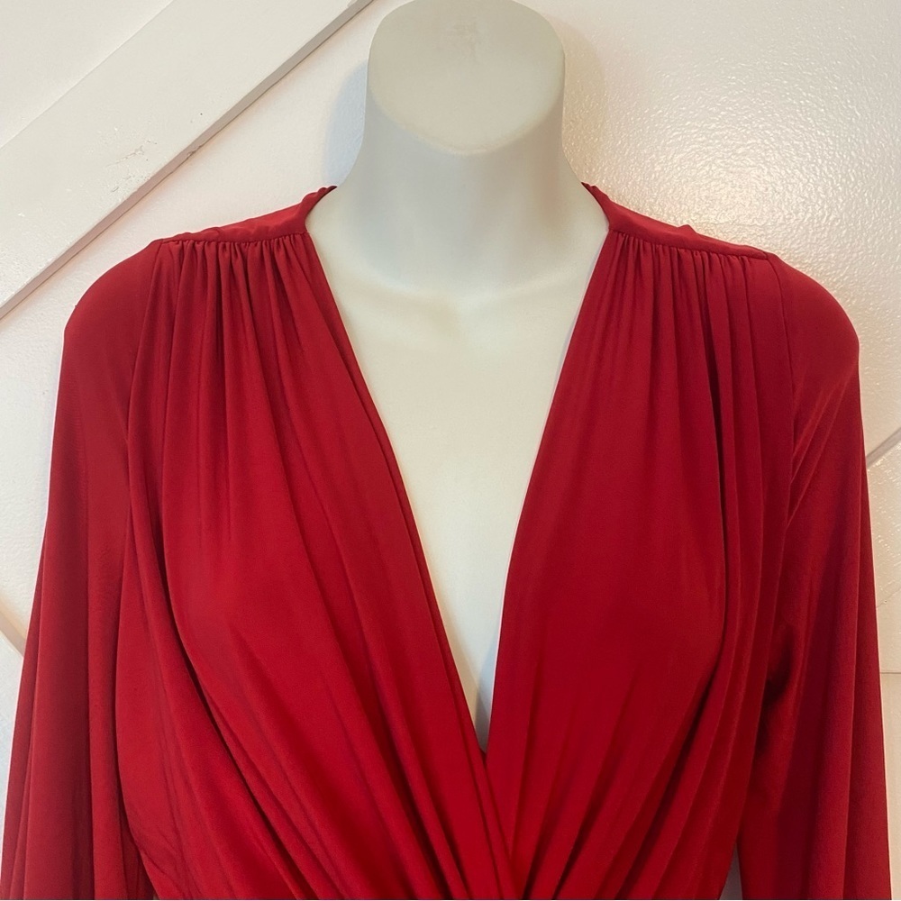 Misa Teget High Low Hem Ruched Twist Front Long Flare Sleeve V-Neck Dress Red S - Picture 4 of 11